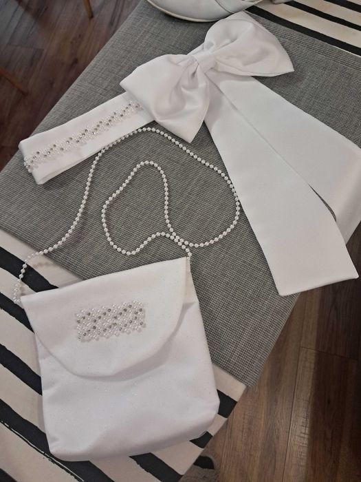 Sukienka komunijna, tiul, koronka, perełki, diamenciki