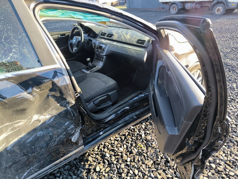 Volkswagen Passat 2011рік 2.0дизель