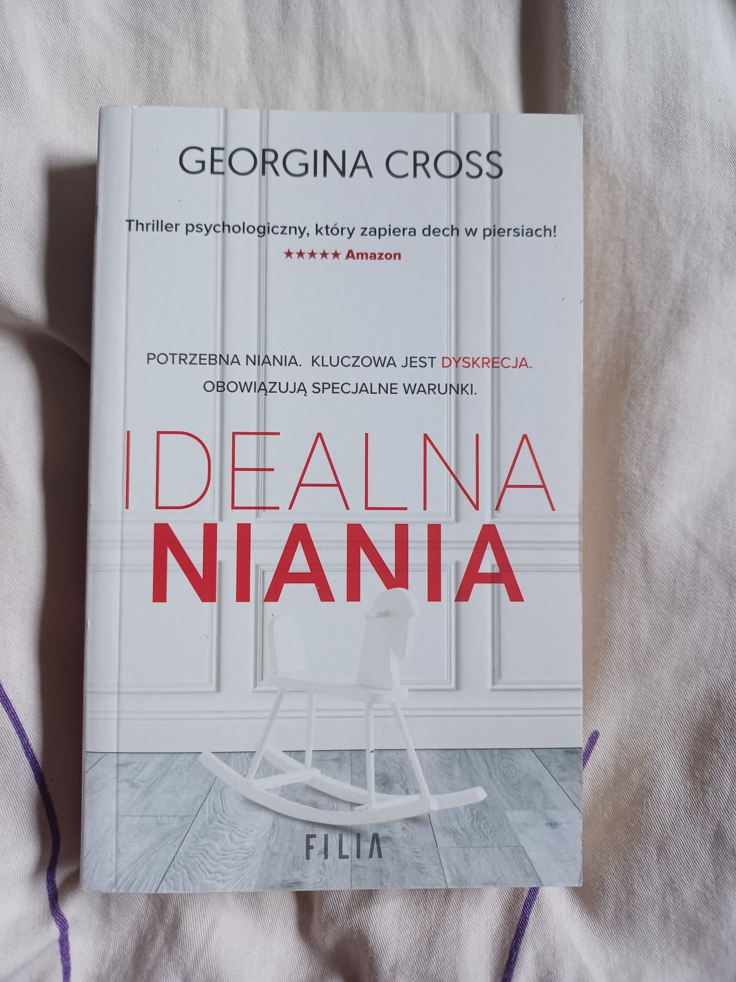 Książka " Idealna niania"