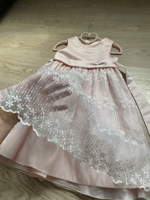 Сукня/плаття для дівчинки 4 рочки