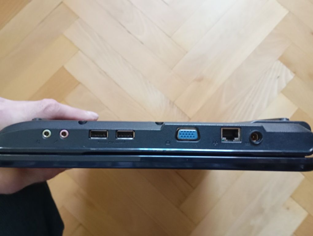 Acer 7715 Z  HDD 250 GB  RAM 3 GB