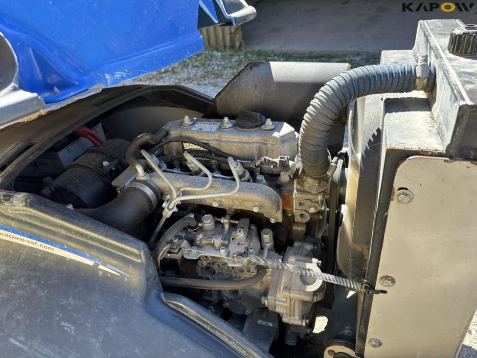 Miniładowarka MULTIONE M28D jak Avant 2010r 3cyl Daihatsu nie bobcat