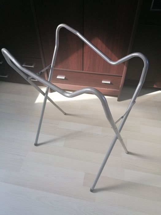 Stojak, stelaż do wanny niemowlęcej