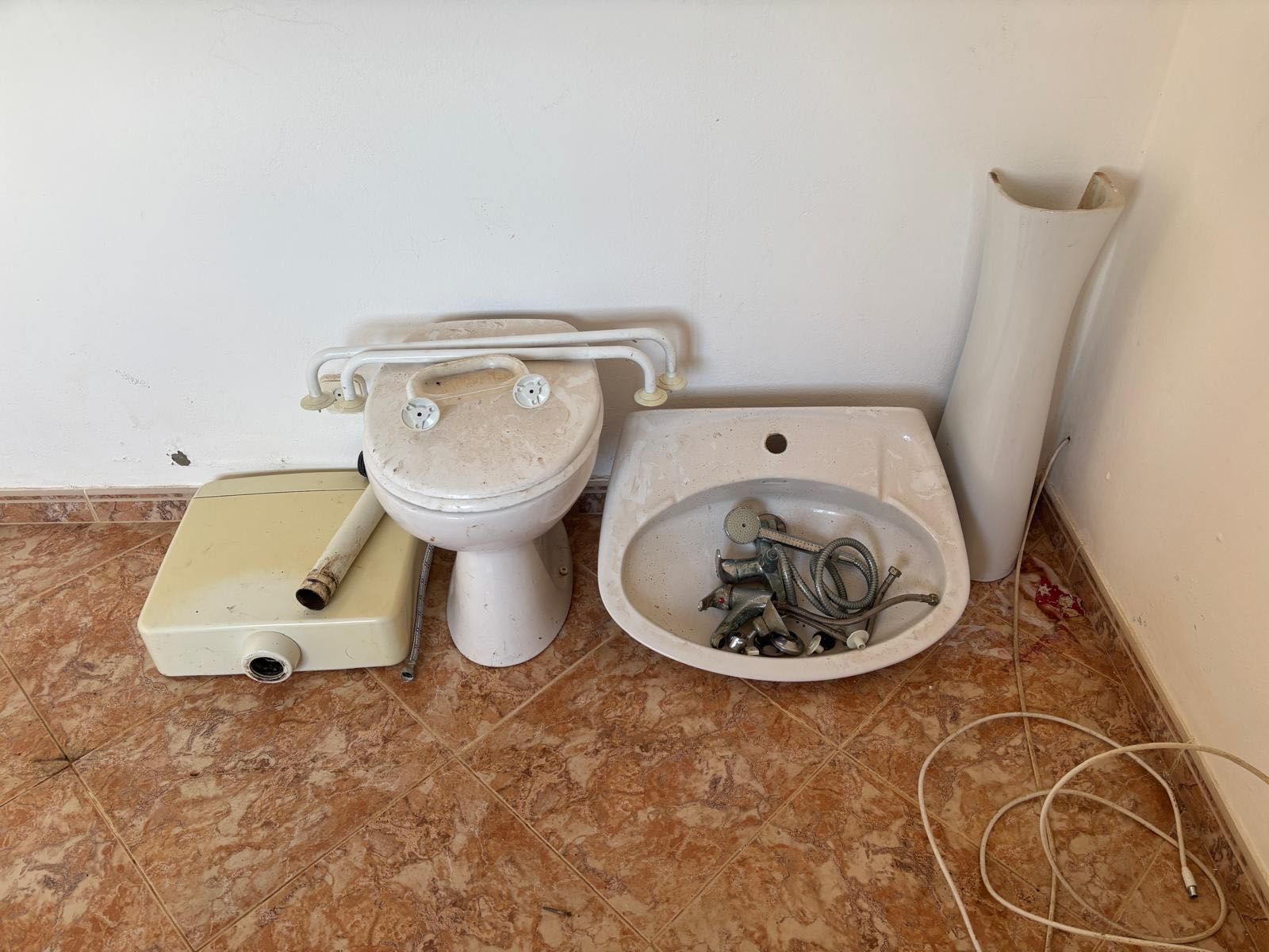 Conjunto de loiças de casas de banho