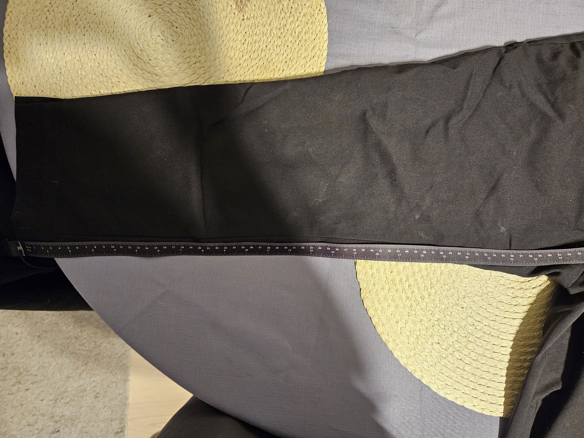 w większości bawełniane czarne spodnie z H&M, r. 38