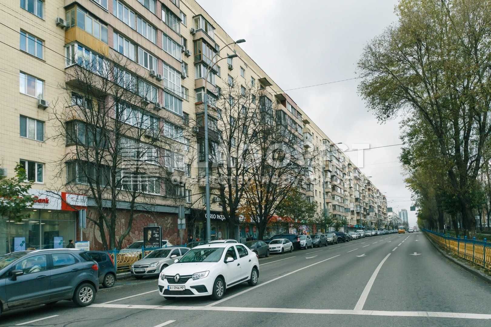 Продам 3к квартира 57м2, Лесі Українки бульвар 14, Печерськ