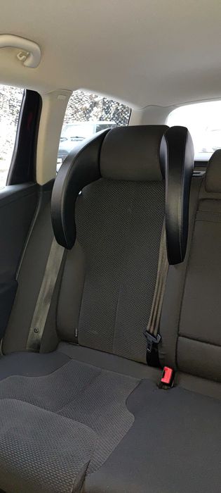 Zagłówek (rogal) skórzany do VW