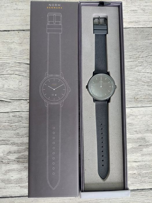 Zegarek smartwatch NORM 1