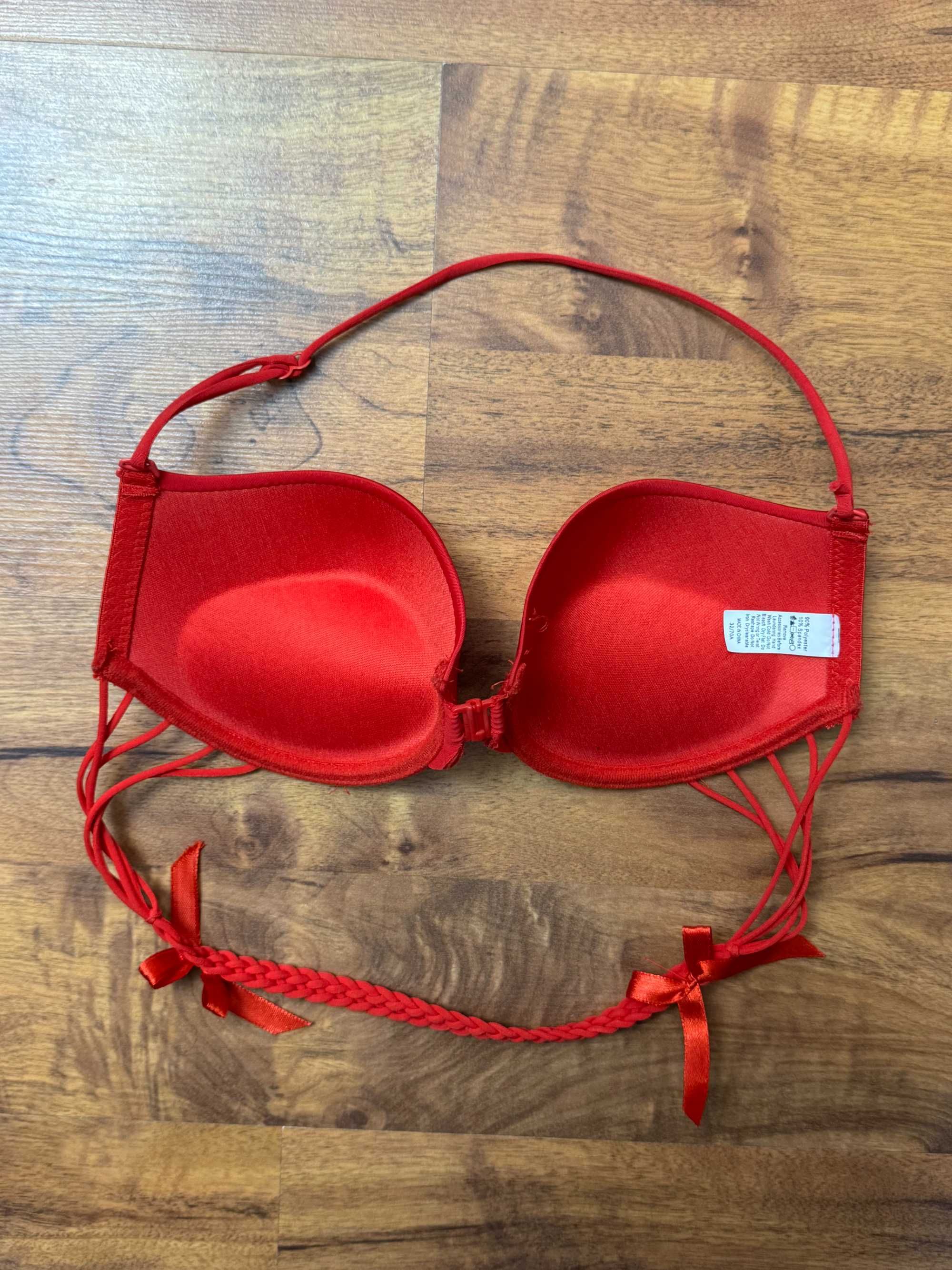 Biustonosz zapinany z przodu push up bra stanik czerwony rozmiar 70A
