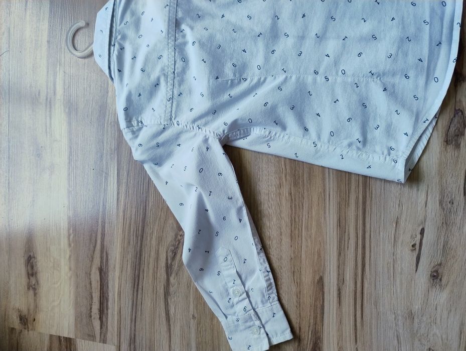 Koszula i sweter dla chłopca r. 104.