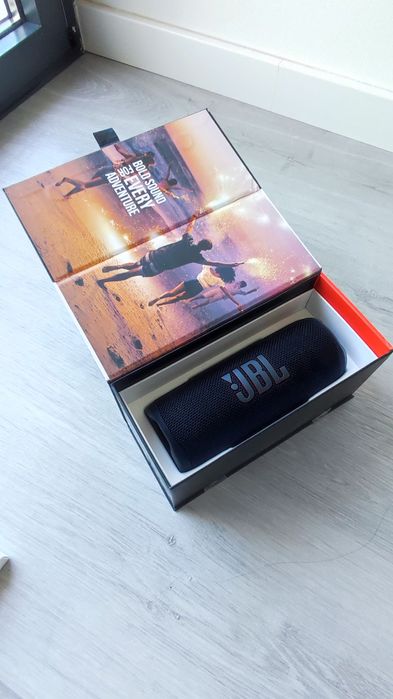 JBL Flip 6 by Harman - preto