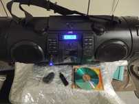 Boombox JVC model  RV-NB52B super bass.
