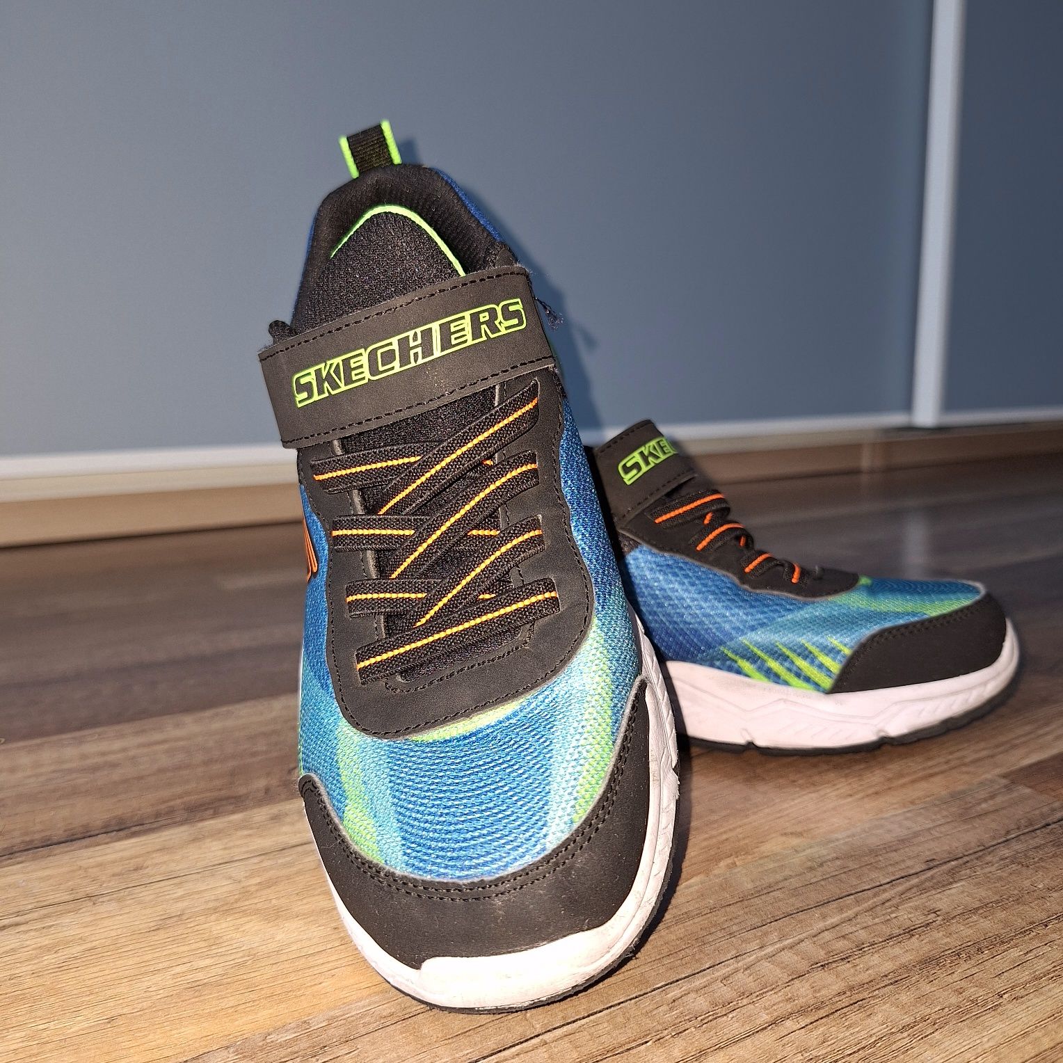 Buty chłopięce SKECHERS 35