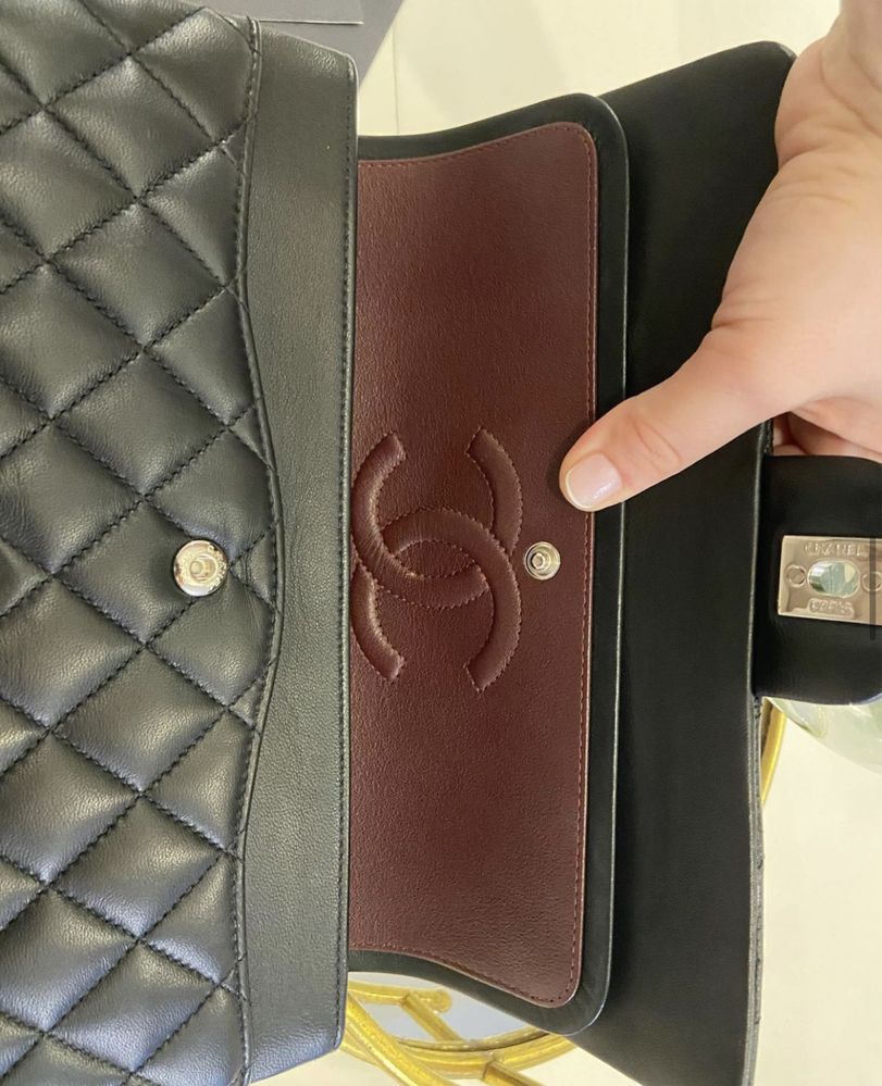 Oryginalna torebka Chanel Flap Bag Medium