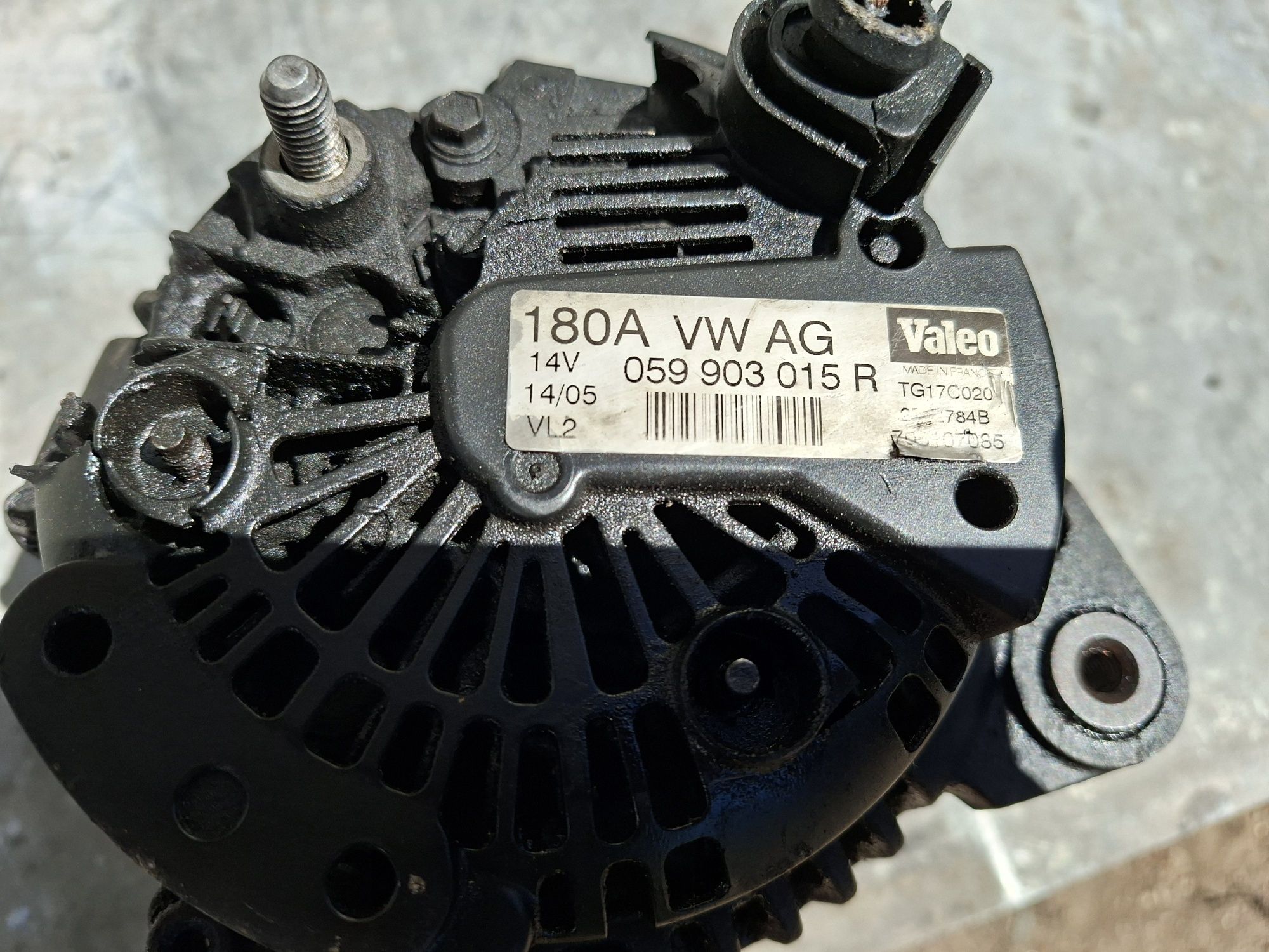 Alternator Audi A6 C6 A8 D3 180 A