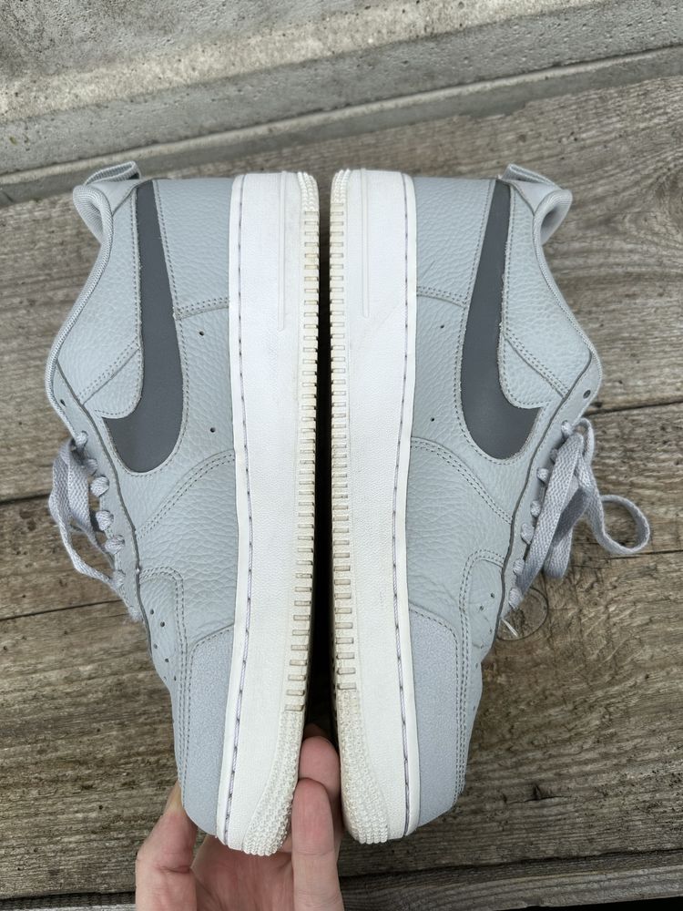 Skórzane sneakers Nike Air Force 1 LV8, rozmiar 45