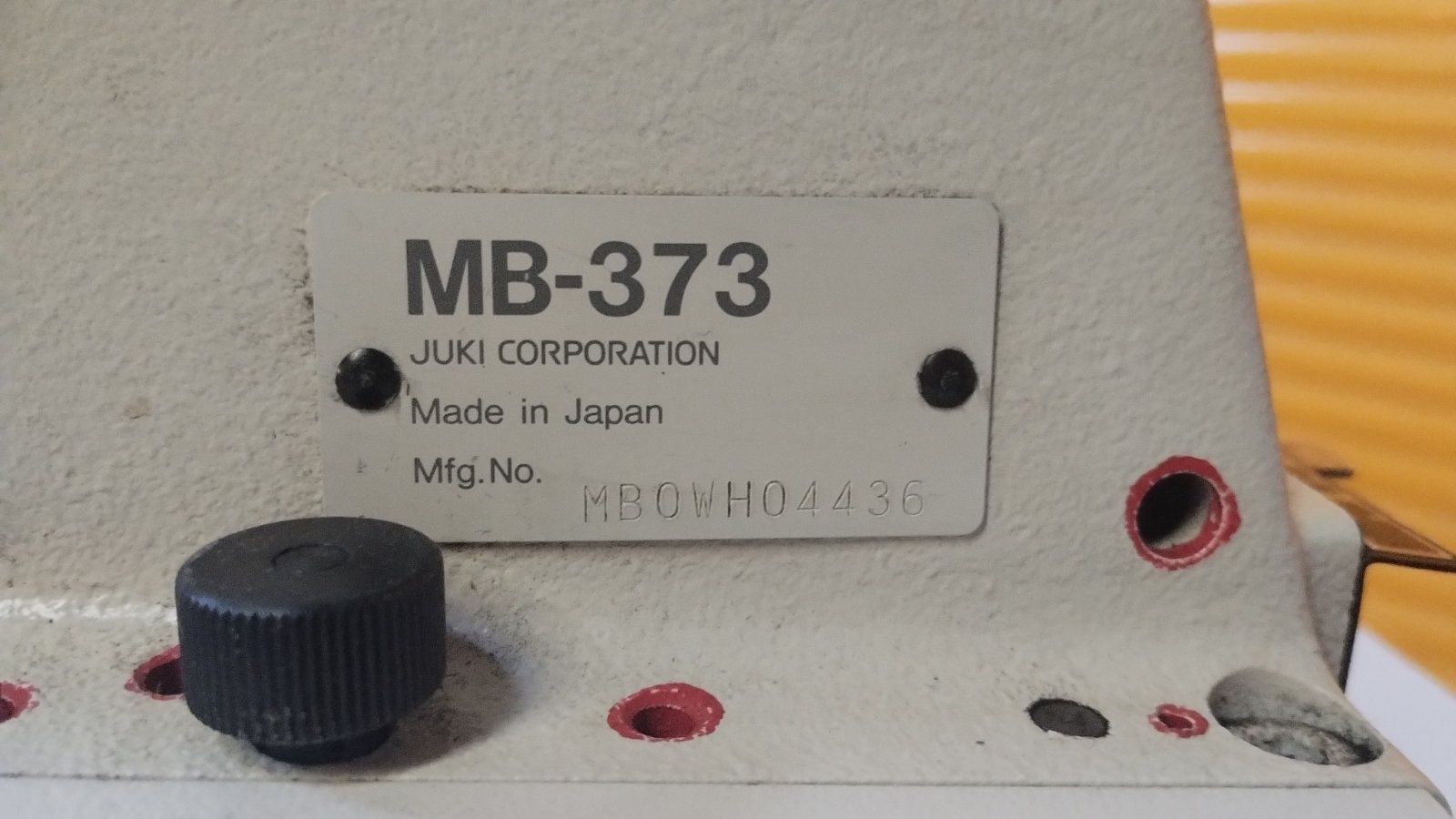 Guzikarka Juki MB-373