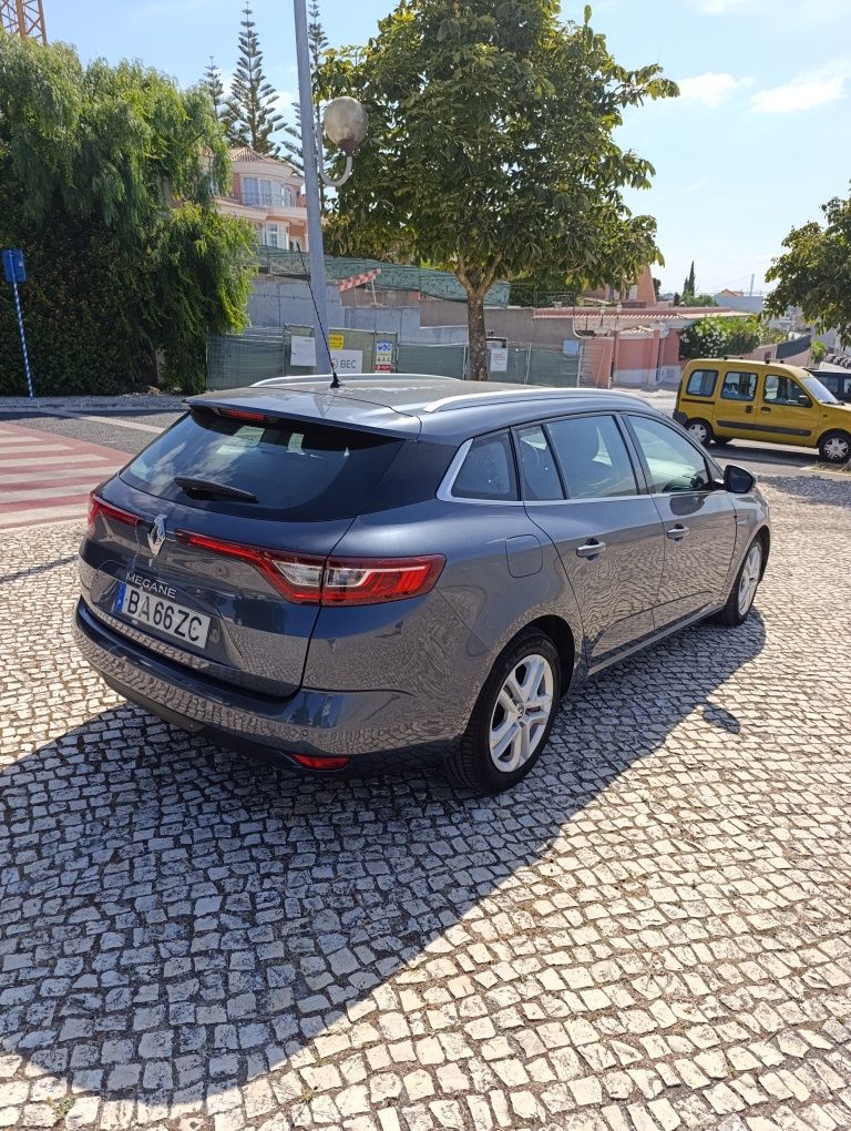 Renault Megane sport tourer