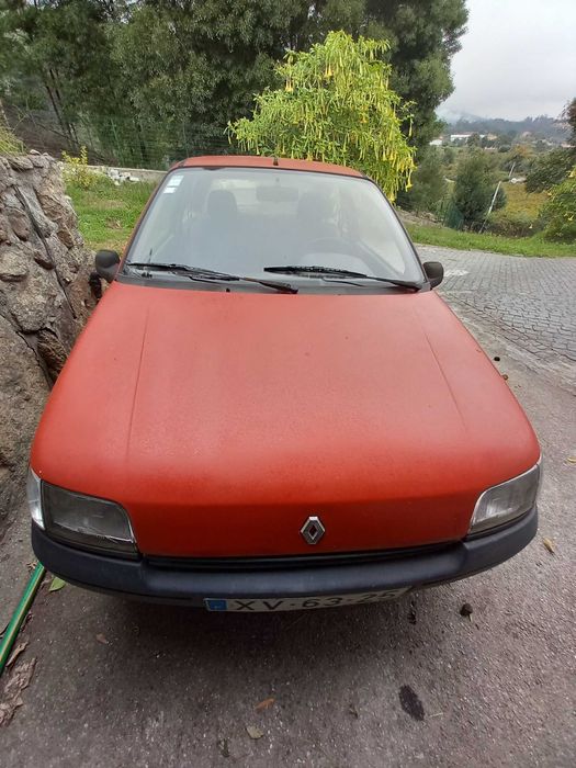 Vendo renault clio