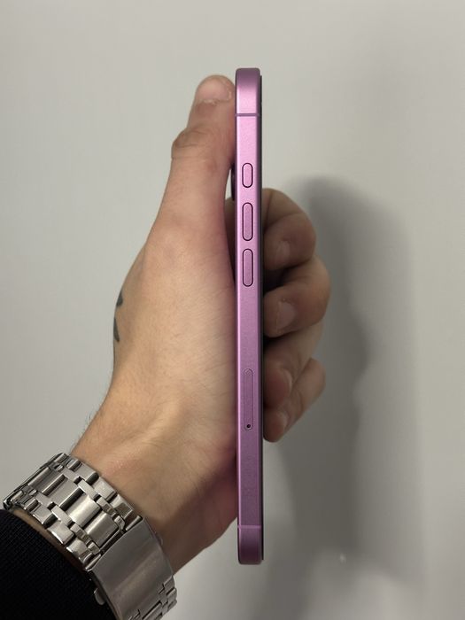 Вживаний Apple iPhone 16 Plus ( PINK ) 128GB