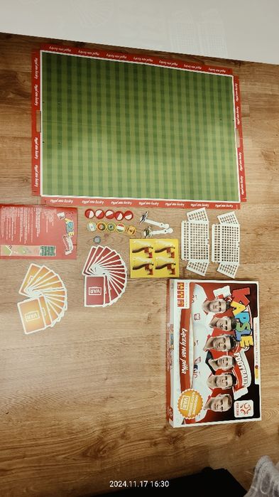 Gra planszowa Kapsle Football + karty VAR