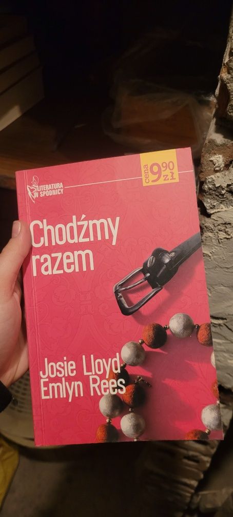 Książka literatura w spódnicy (do wyboru)