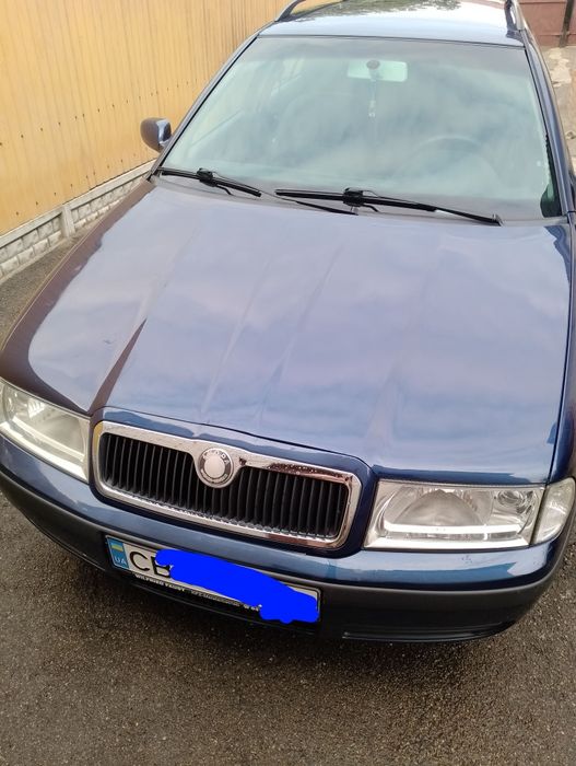 Продам Skoda tour 2006г.в, 1.6 бензин MPI