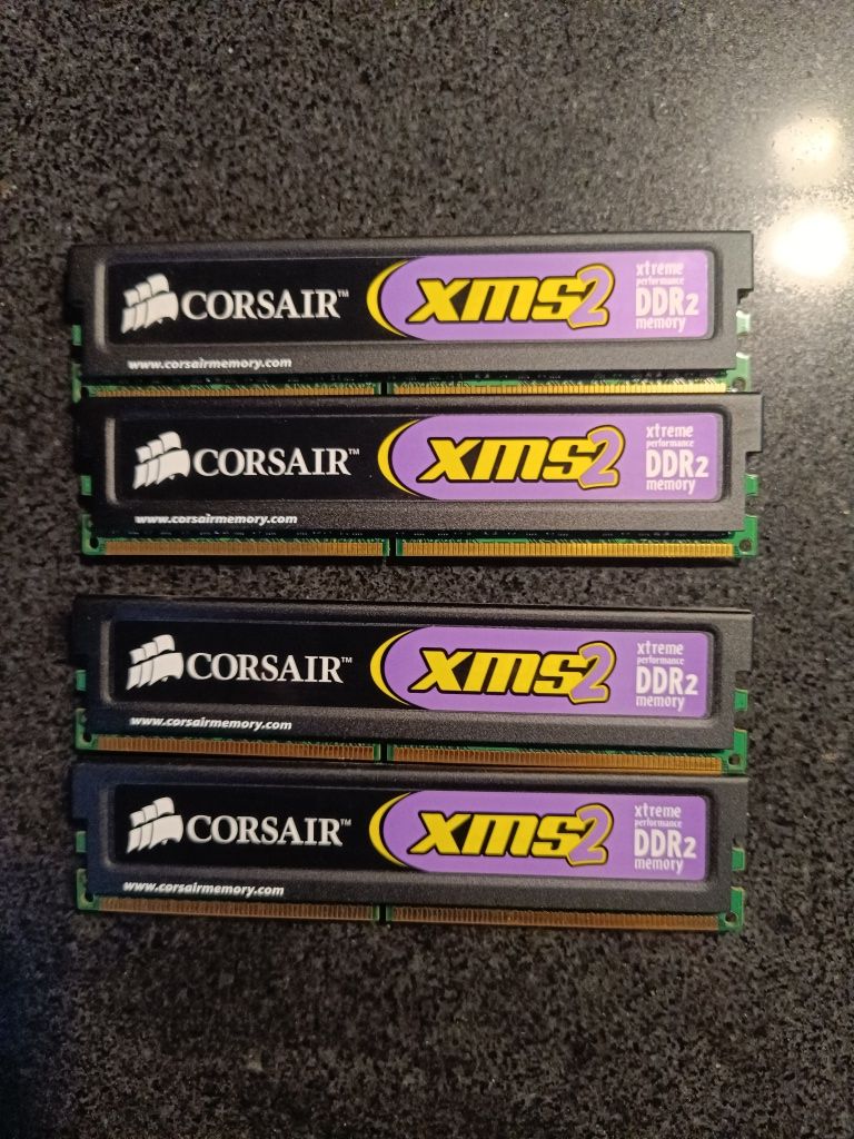 Pamięć RAM DDR2 PC2 1066MHz 8gb 4x2gb Dual CORSAIR XMS2