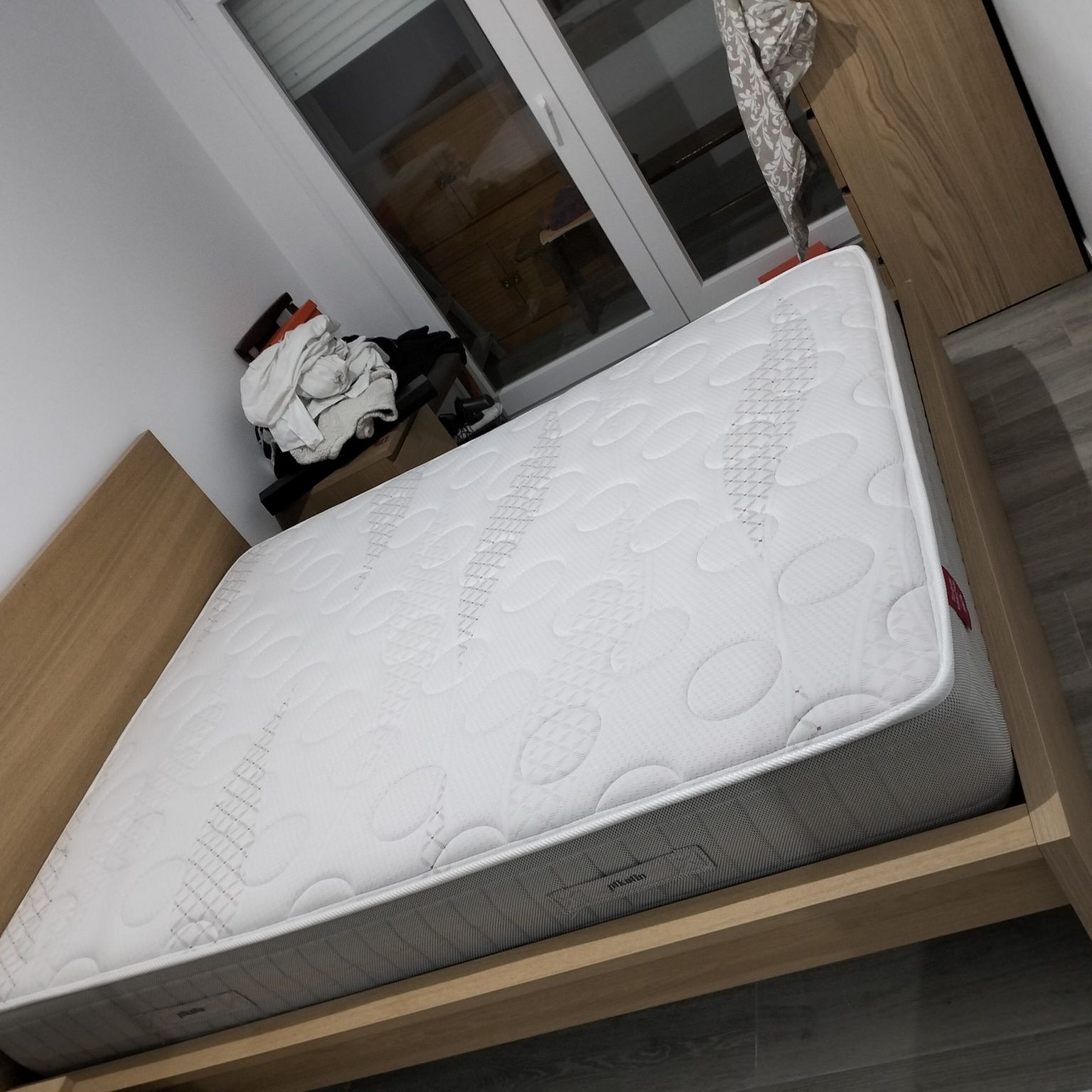 Cama malm ikea como NOVA**