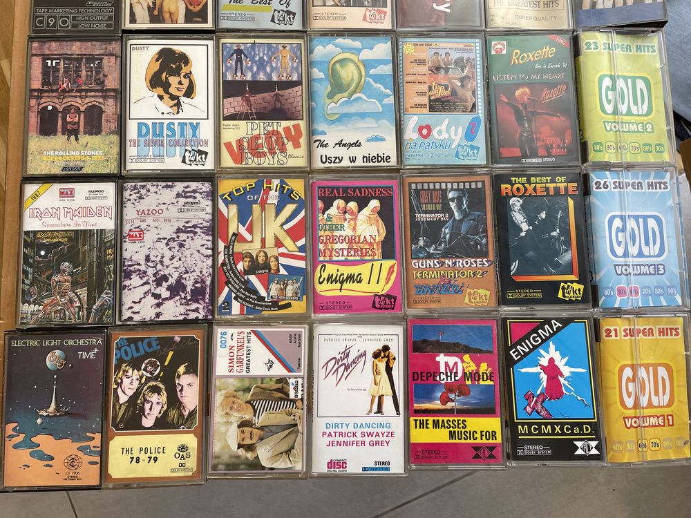 Kolekcja kaset magnetofonowych lata 70, 80, 90