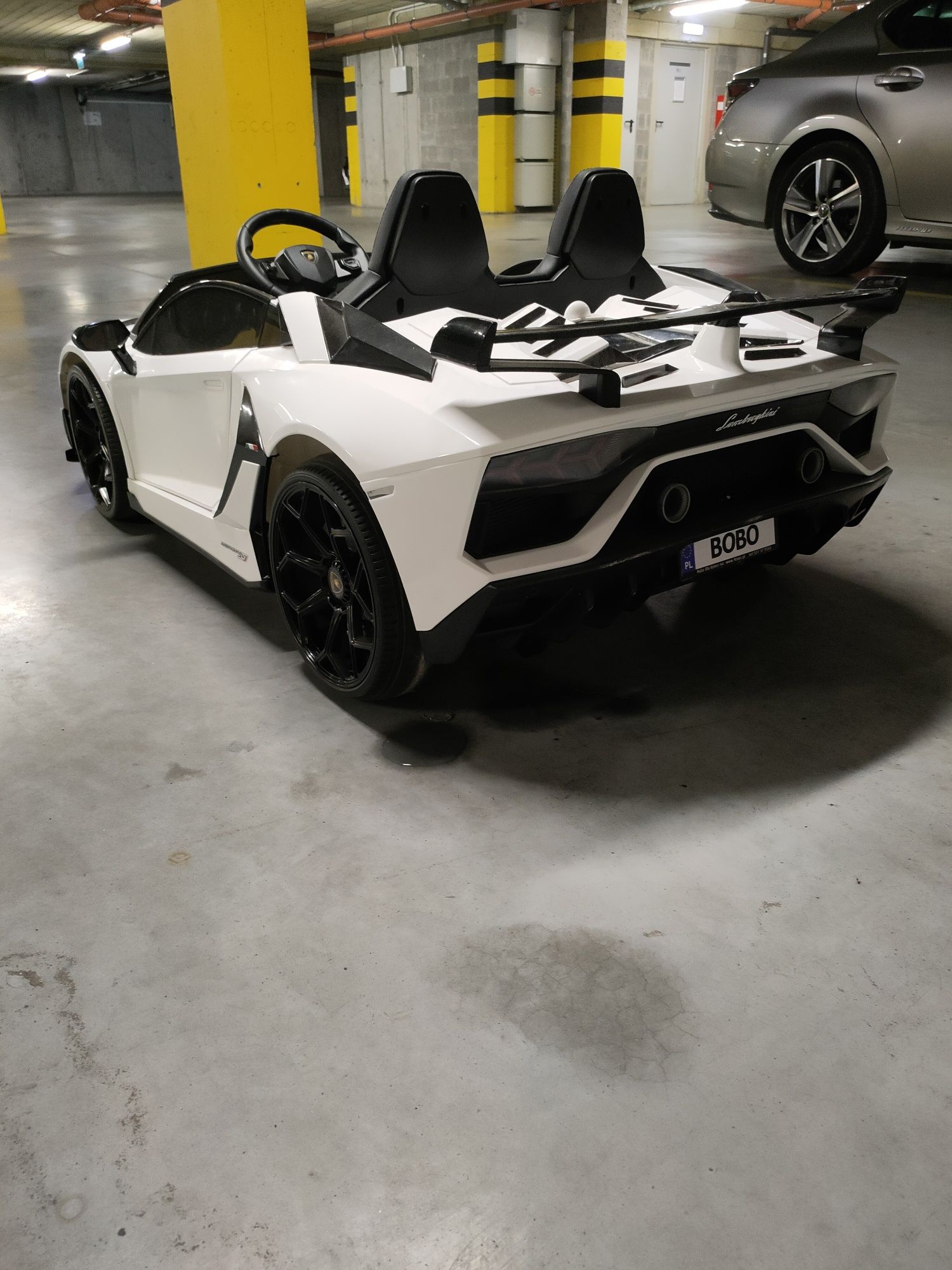 Lamborghini Aventador zdalnie sterowany z funkcją drift