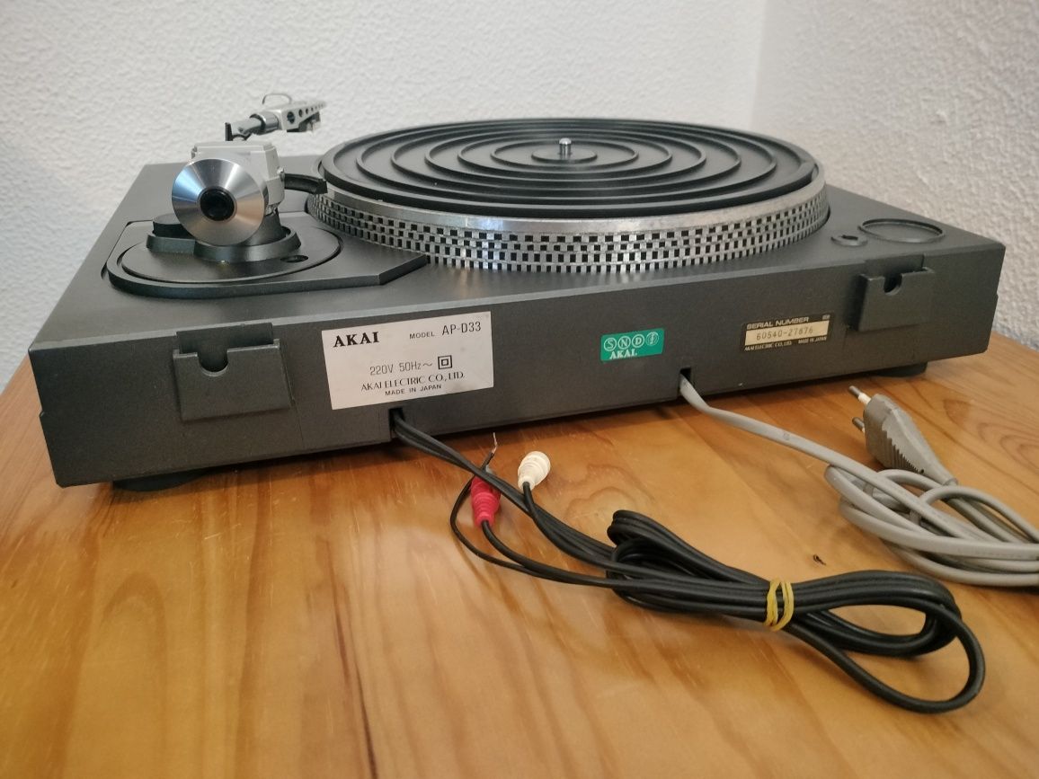 Gira discos AKAI AP-D33