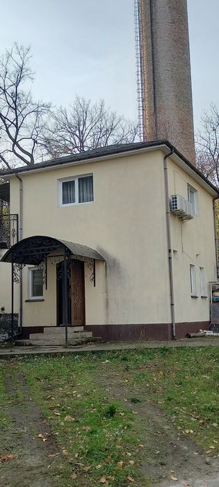 Аренда домика с землёй. Евроремонт. Козин. 15 минут езды м. Выдубичи..