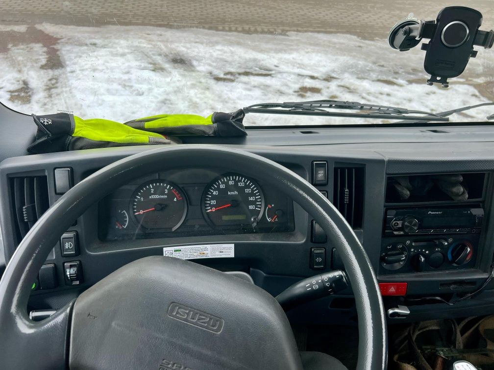 Autolaweta Isuzu Adaptor L35 1600 kg ładowności Cesja leasingu