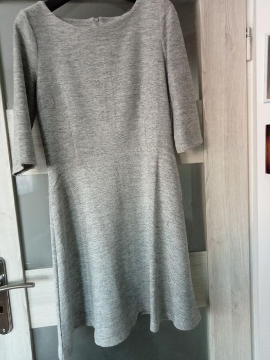 Nowa sukienka rozmiar L RESERVED