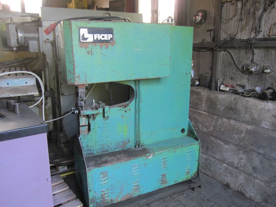Prasa mimośrodowa wykrawarka hydrauliczna FICEP 401