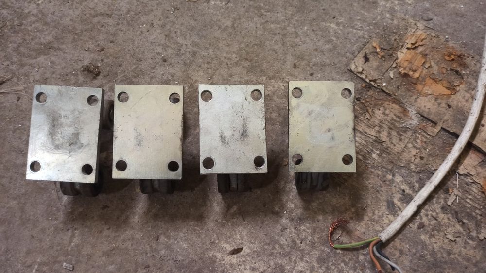 Wózki do bramy 80 x 107