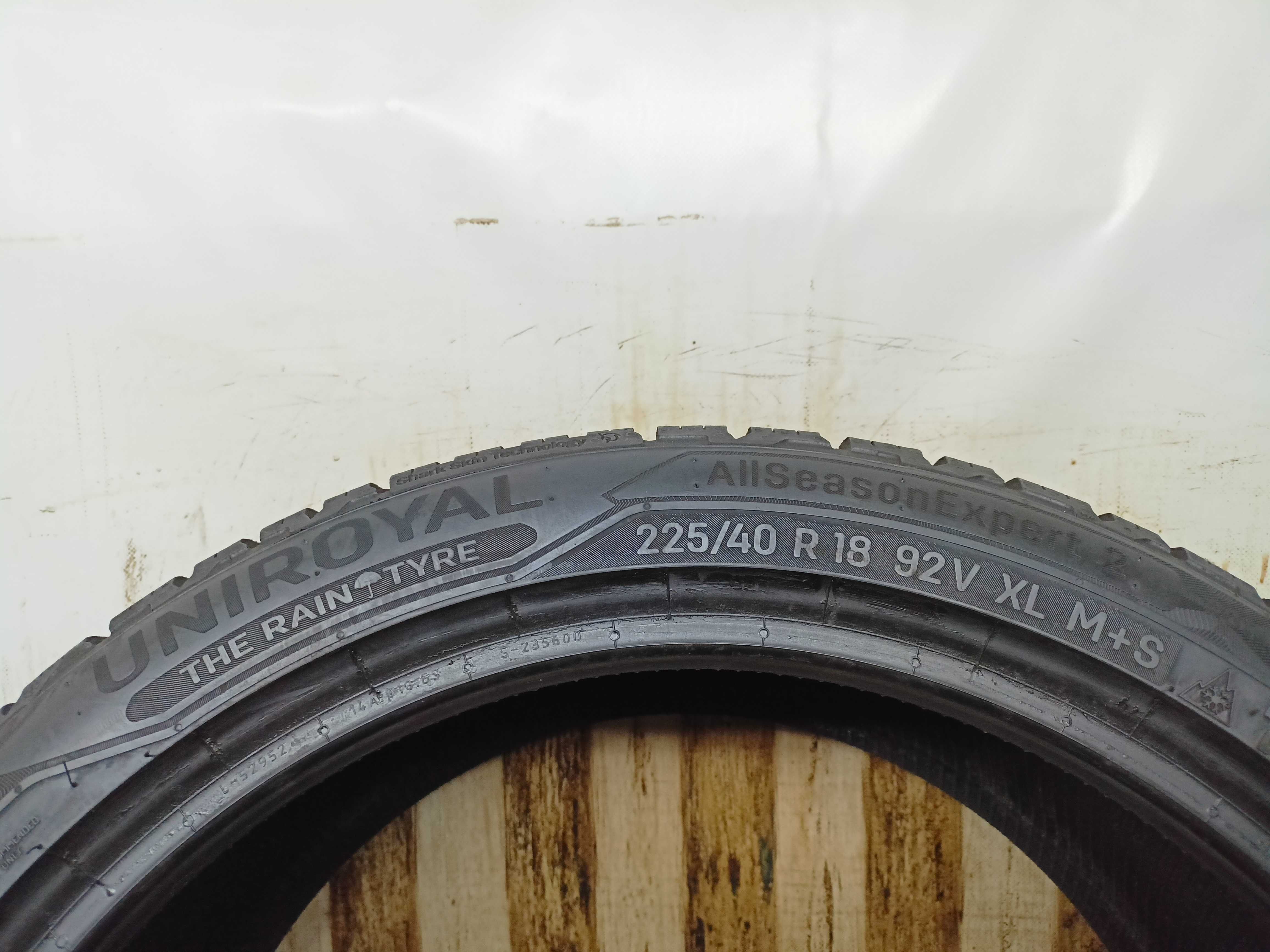 Uniroyal AllSeason Expert 2 225/40/18 21r. 92V 7,8mm (4607)