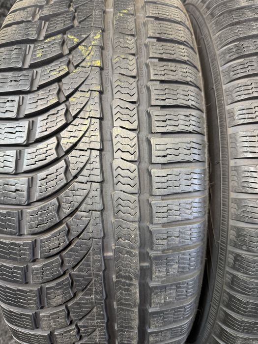 Шини зимні Б/У 225/55R17 Nokian WR A4