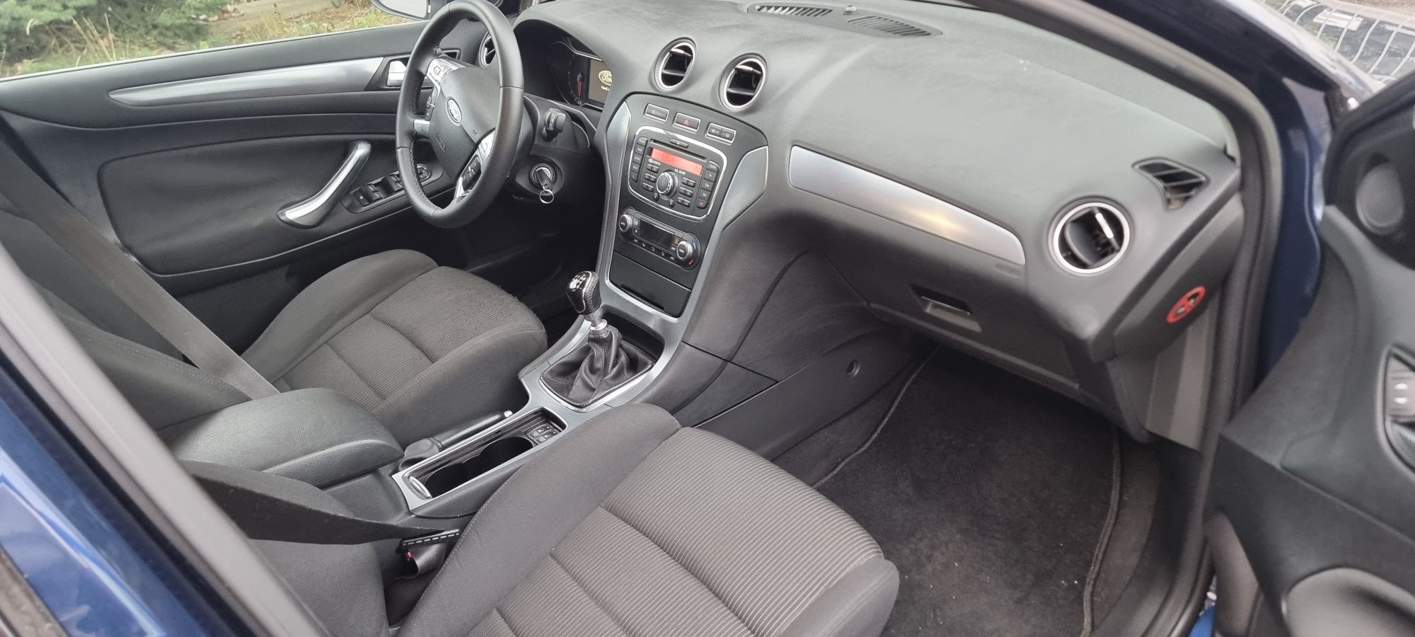 Mondeo mk4 lift 1.6 ecoboost lampa zderzak maska blotnik kolor e6