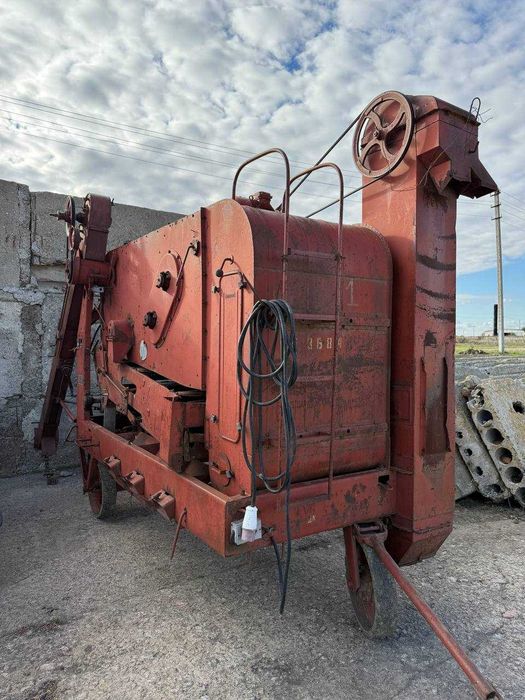 Продам зерно очистну машину СМ 4