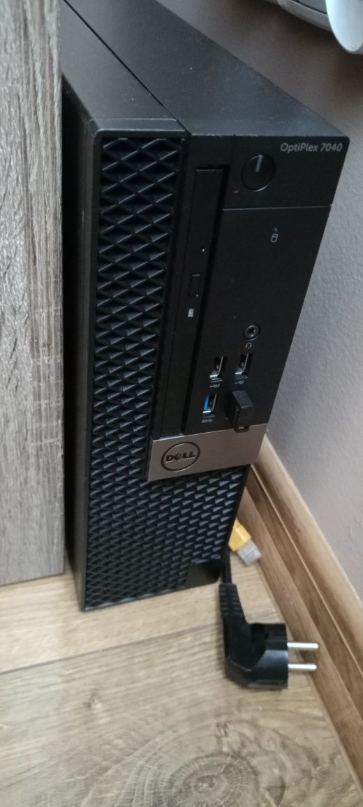 Dell Optiplex 7040 GTX1050 Ti 4GB, INTEL I5, 16GB ram,