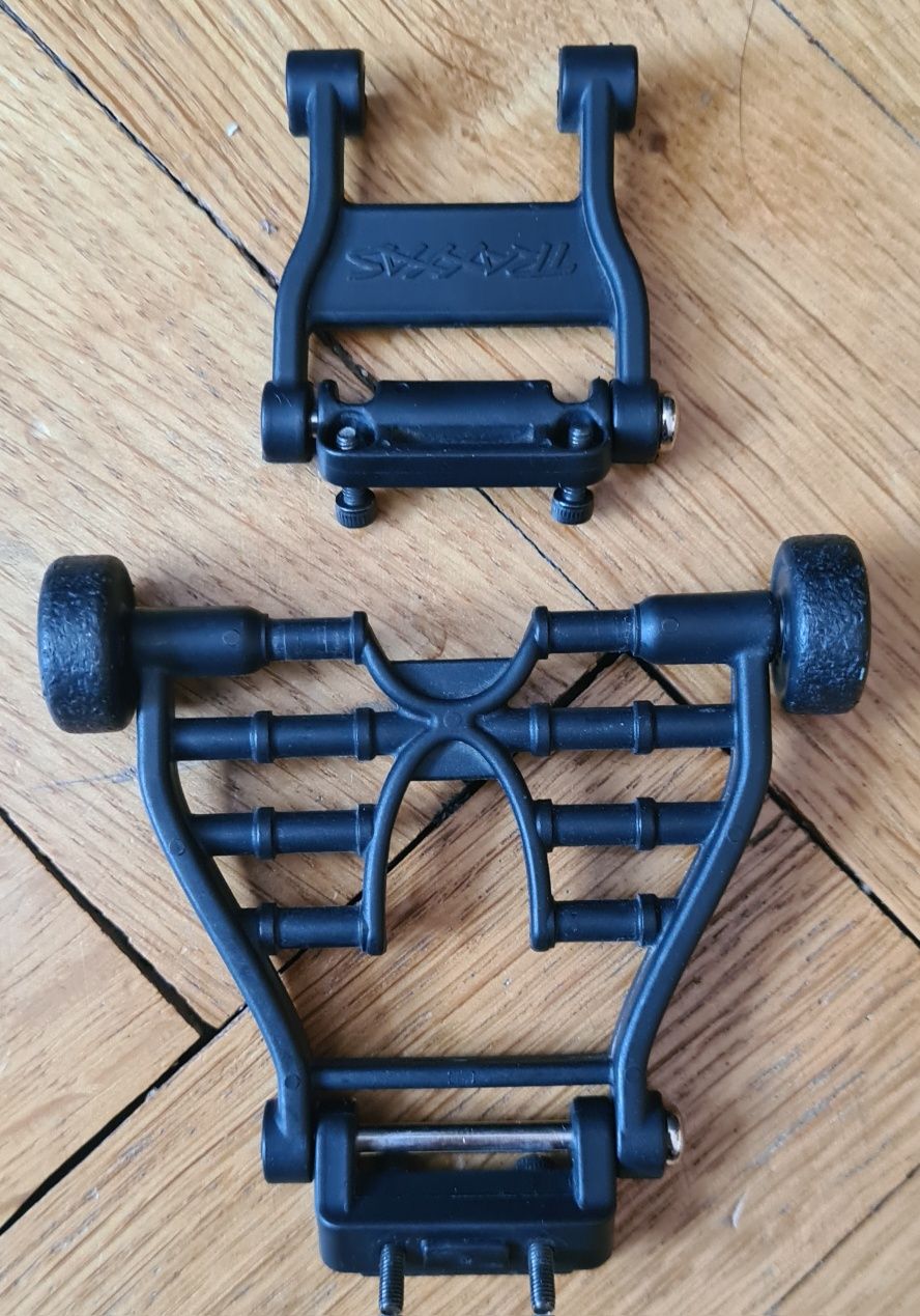 Wheelie bar Traxxas (7184) E-revo VXL 4x4 1/16.