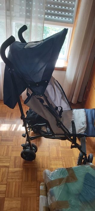 Carro passeio bebé