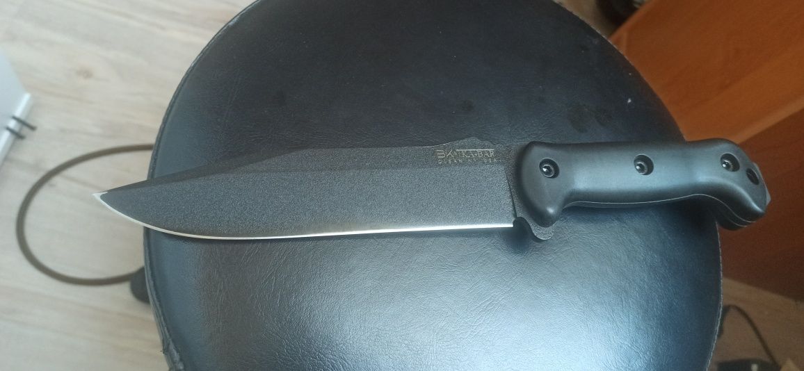 Nóż surwiwalowy Ka-Bar BK-7