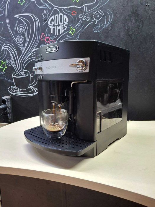 Кавоварка Delonghi Magnifica ESM 3200 з гарантією