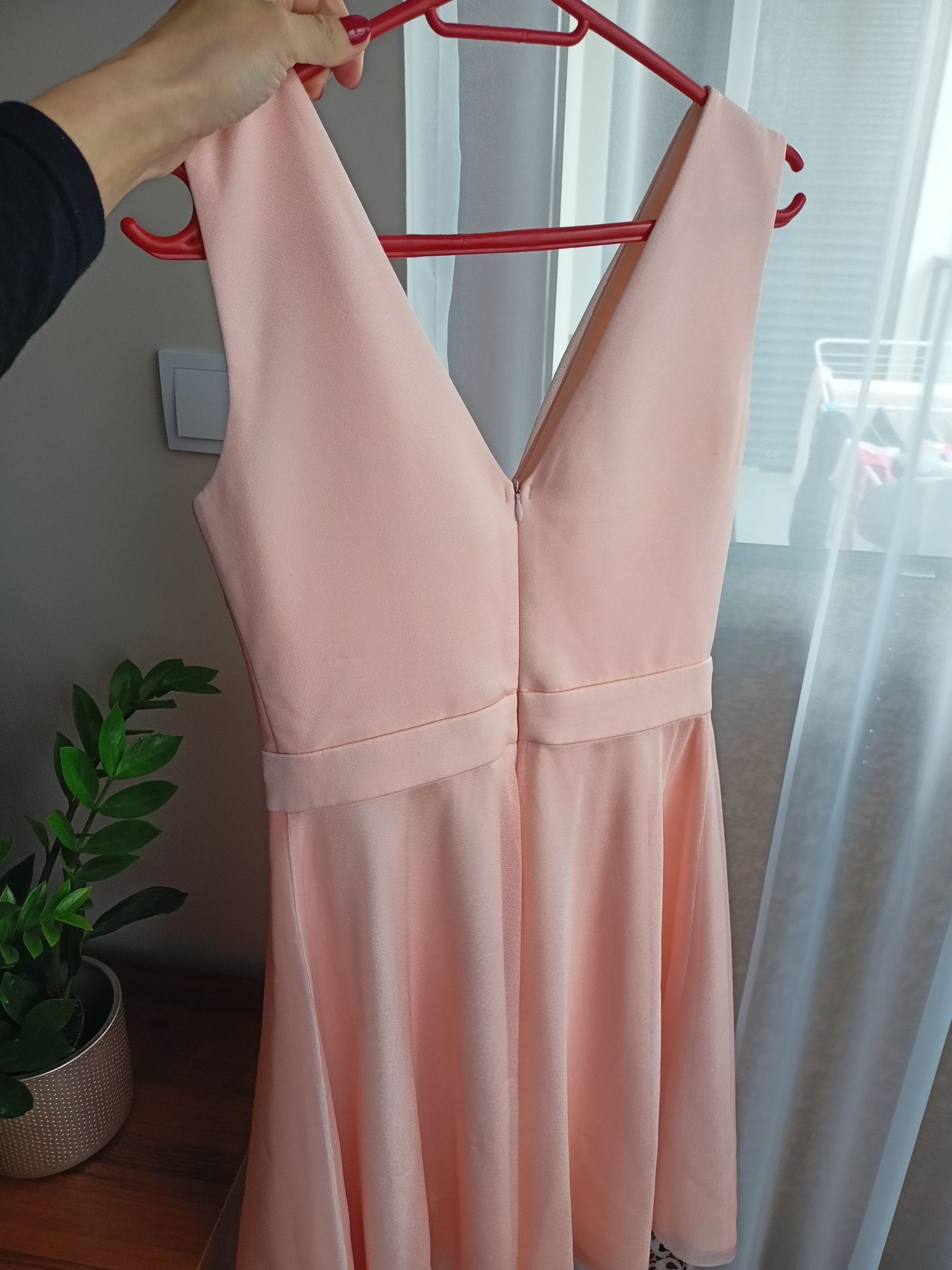 Elegancka sukienka na wesele chrzciny komunie