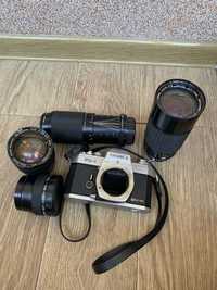 Плівковий фотоапарат Yashica та обєктиви