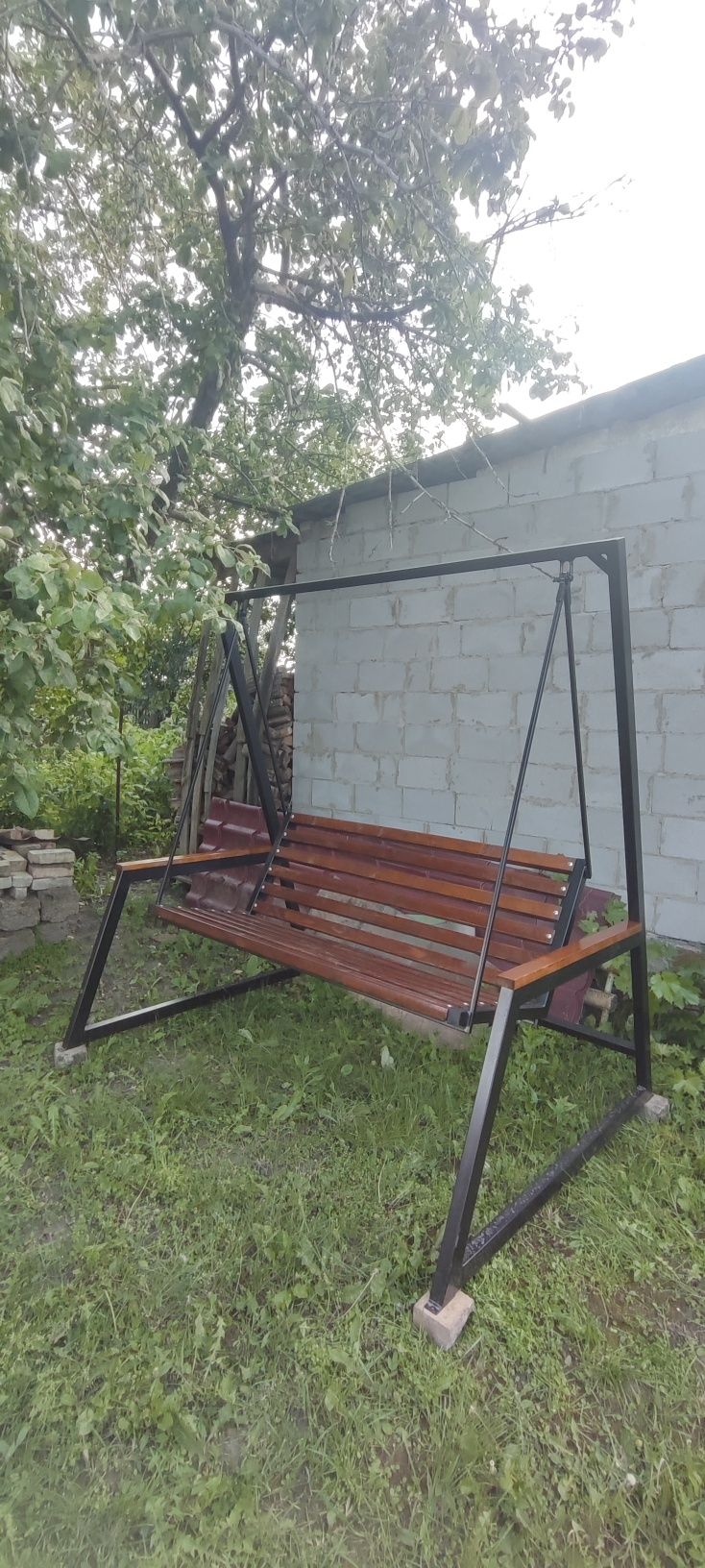 Качеля . гойдалка садова.