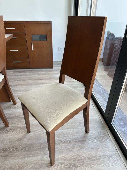 Mesa de jantar + 6 cadeiras